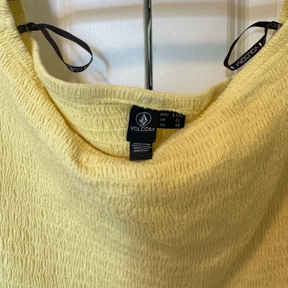 Volcom off the shoulder yellow shirt - Picture 2 of 3